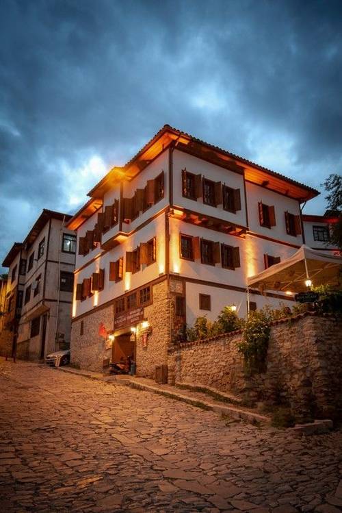 Kolağası Konak