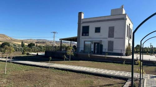 Green Valley House