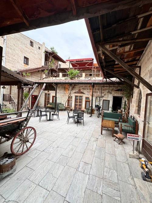 Tokmak Konuk Evi