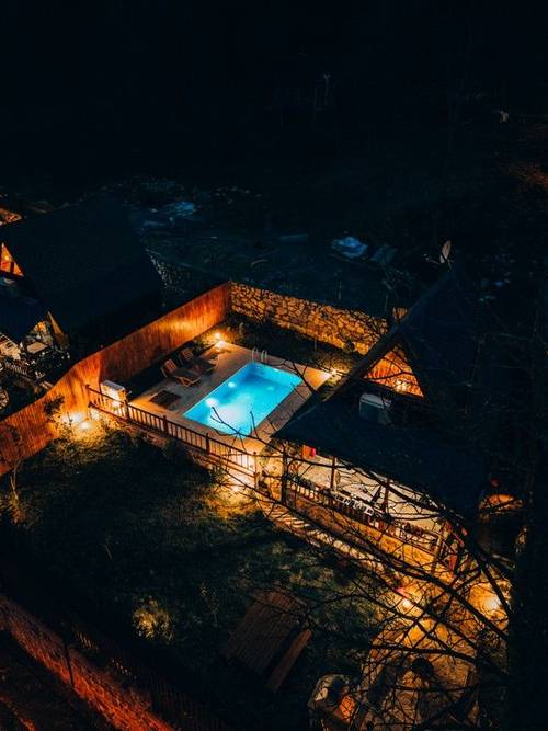 Beka Bungalov