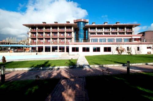 Bonjur Hotel Wellness Club