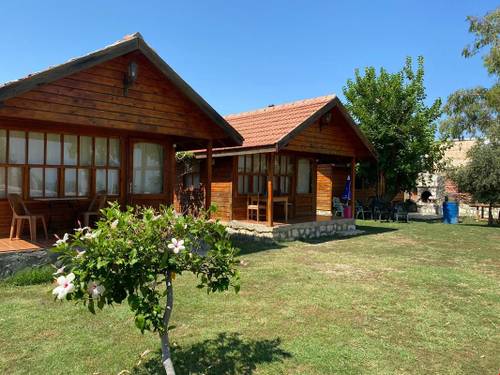 Demre Sahildeki Ev Bungalov