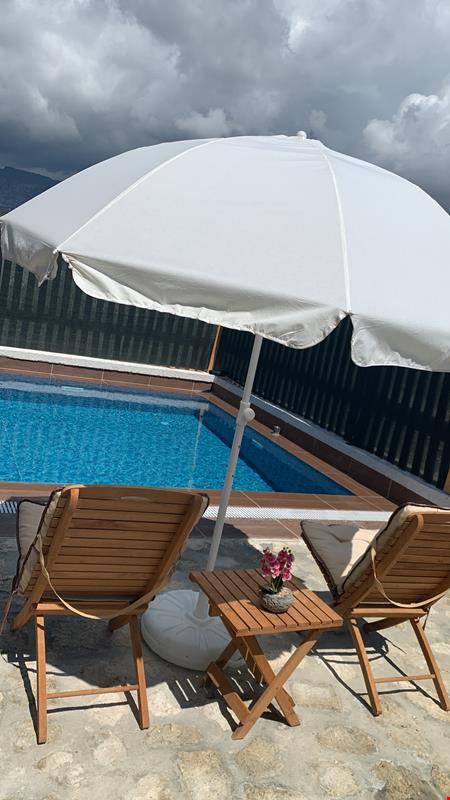 Mos Villas