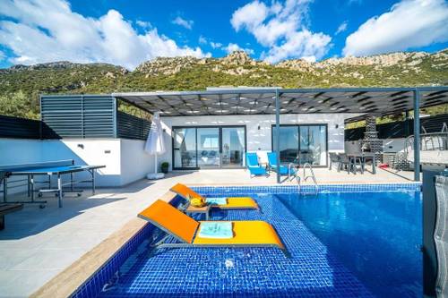 Villa Aston