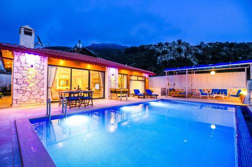 Villa Luck