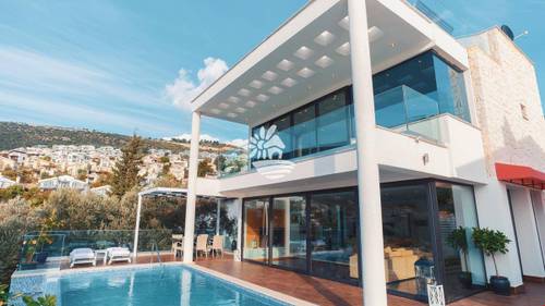 Villa Naz