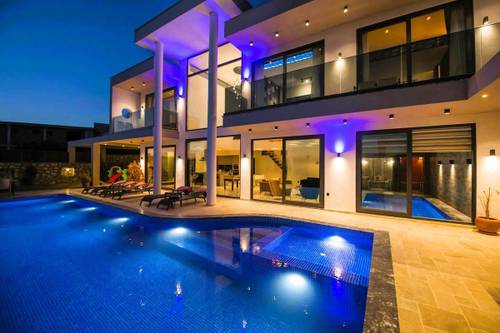 Villa Escape