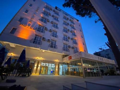 Far Life Hotel
