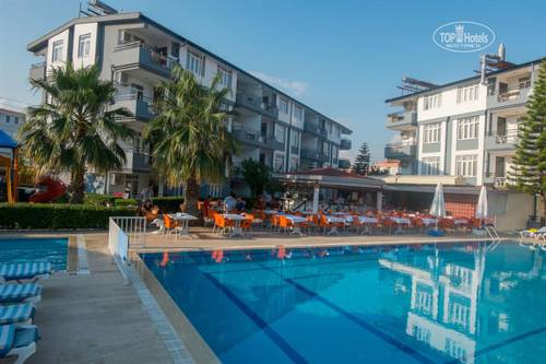 Andros Family Club