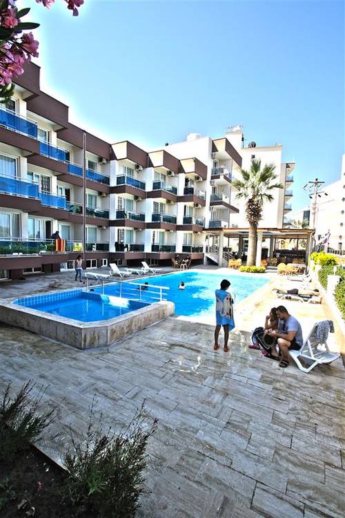 Öz Güzelçamli Hotel