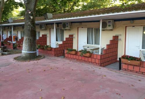 Kafkas Motel