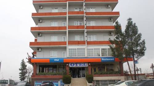 Büyük Geçit Oteli