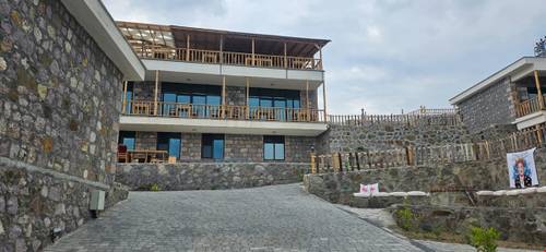 Karadut Taş Otel