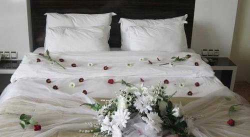 Anya Suit Otel