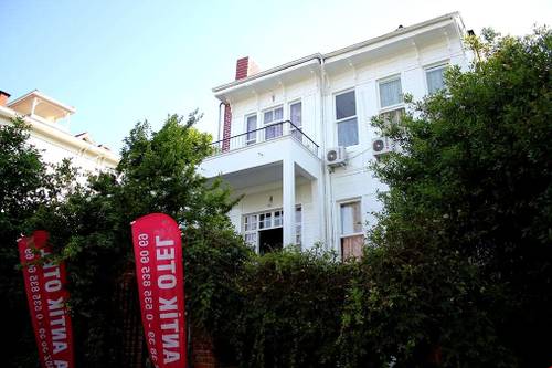 Ada Antik Otel