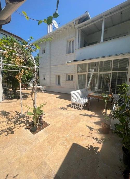 Büyükada Ece Suit