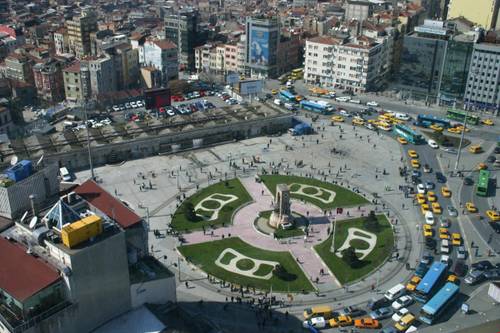 Arshia Hotel