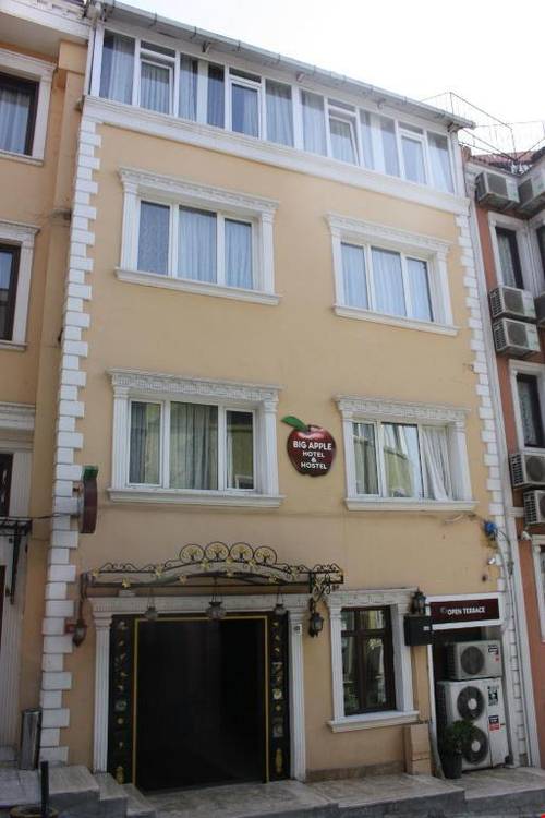 Big Apple Hotel