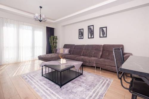Byron | Pendik