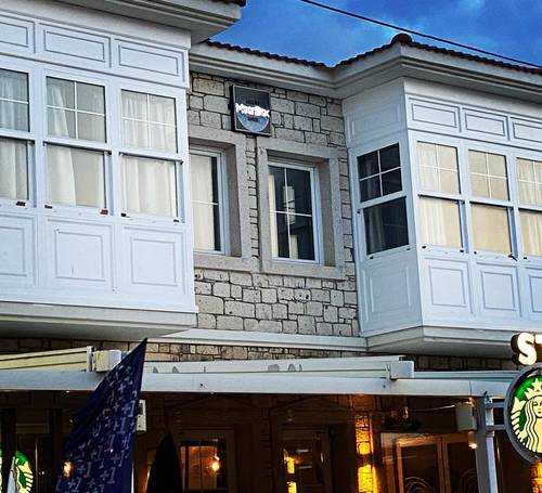 Alaçatı Moonbox