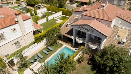 Nuriye Alaçatı Butik Otel