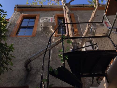 Titan House Hostel