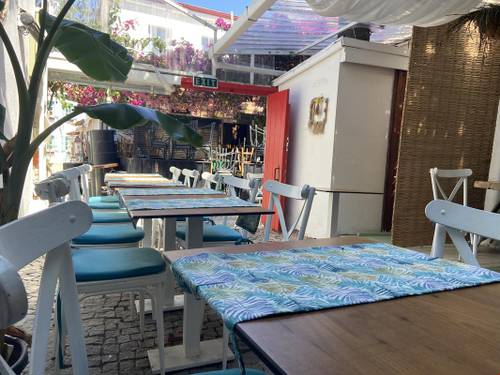 Elia Sigacik Pansiyon Restaurant