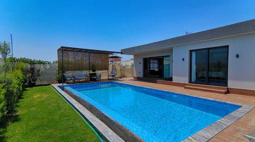 Shadow Villa