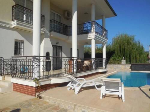 Villa Ten