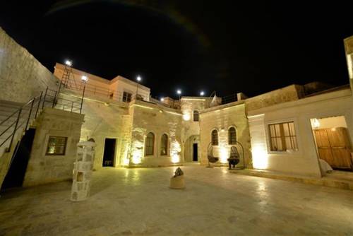 Crassus Cave Hotel
