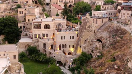 Serenus Cave Suites