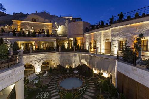 Aithra Cave Hotel