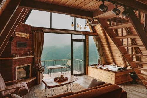 Paradise House (Deluxe Bungalov)