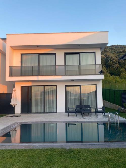 High Garden Villas