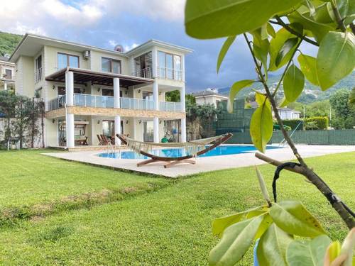Villa SPN-3455