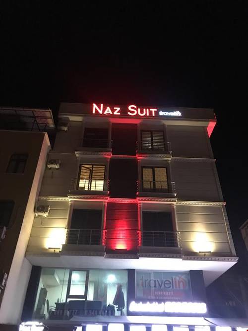 Naz Suit