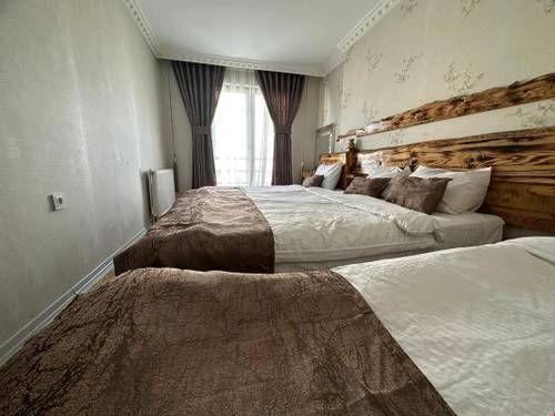 Real Suit Hotel