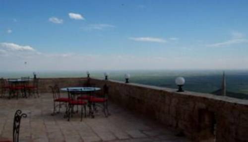 Kasr-i Abbas Hotel