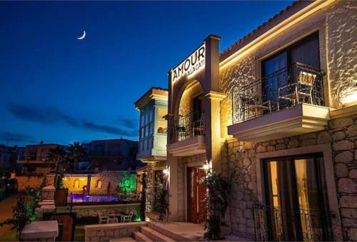 Amour Alacati