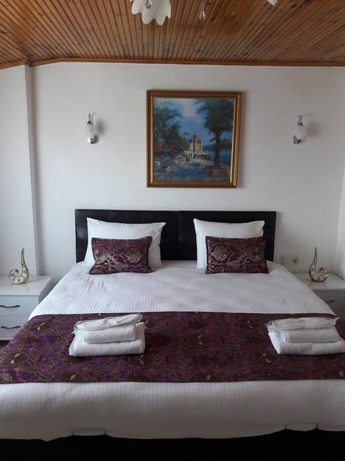 Golden Life Apart Hotel