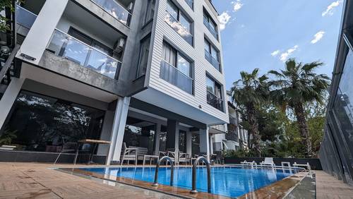 Ramona Lara Hotel