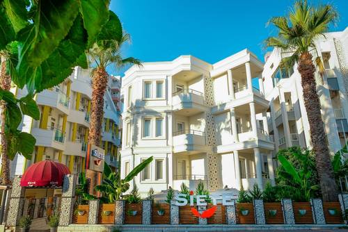 La Siete Hotel