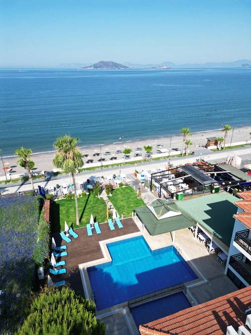 Uras Beach Hotel