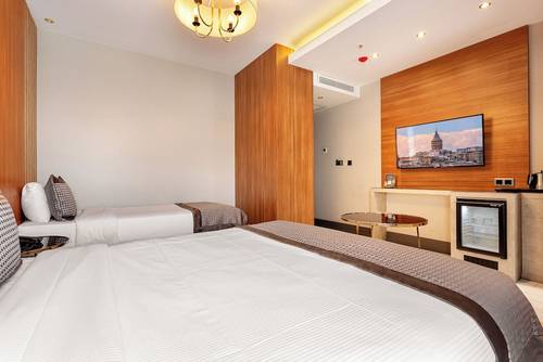 Santra Hotel