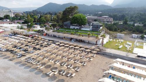 Sandhill Hotel