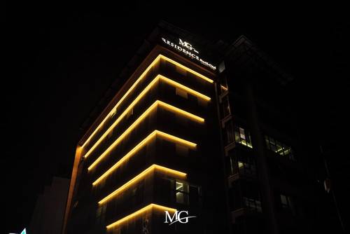 Mg Hill Residence