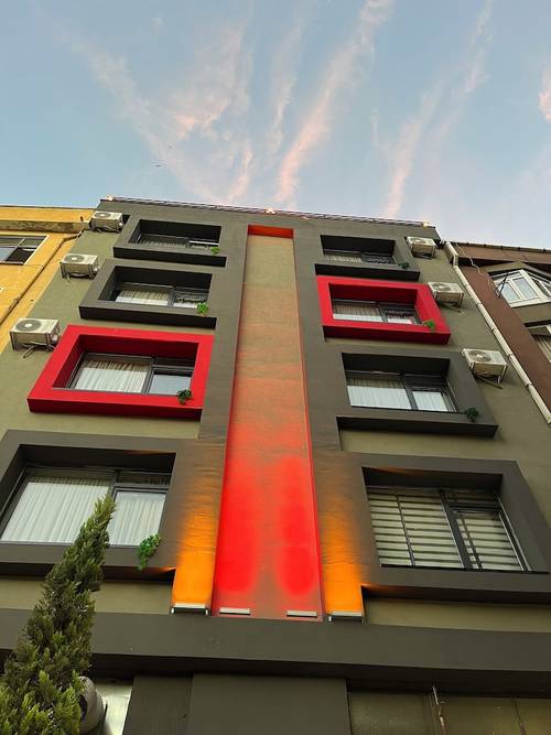 Thalia Suites Hotel
