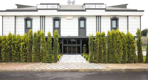 Garden Mode Airport Hotel