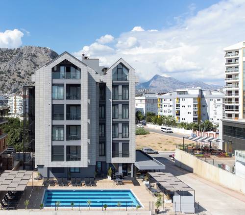 Bi Suites