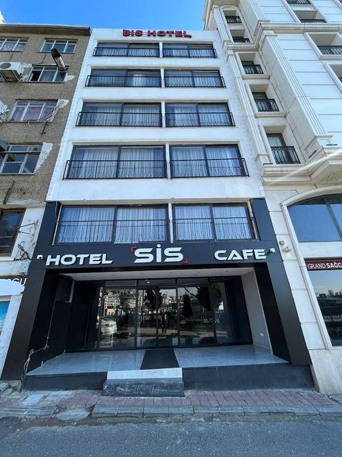 Sis Hotel
